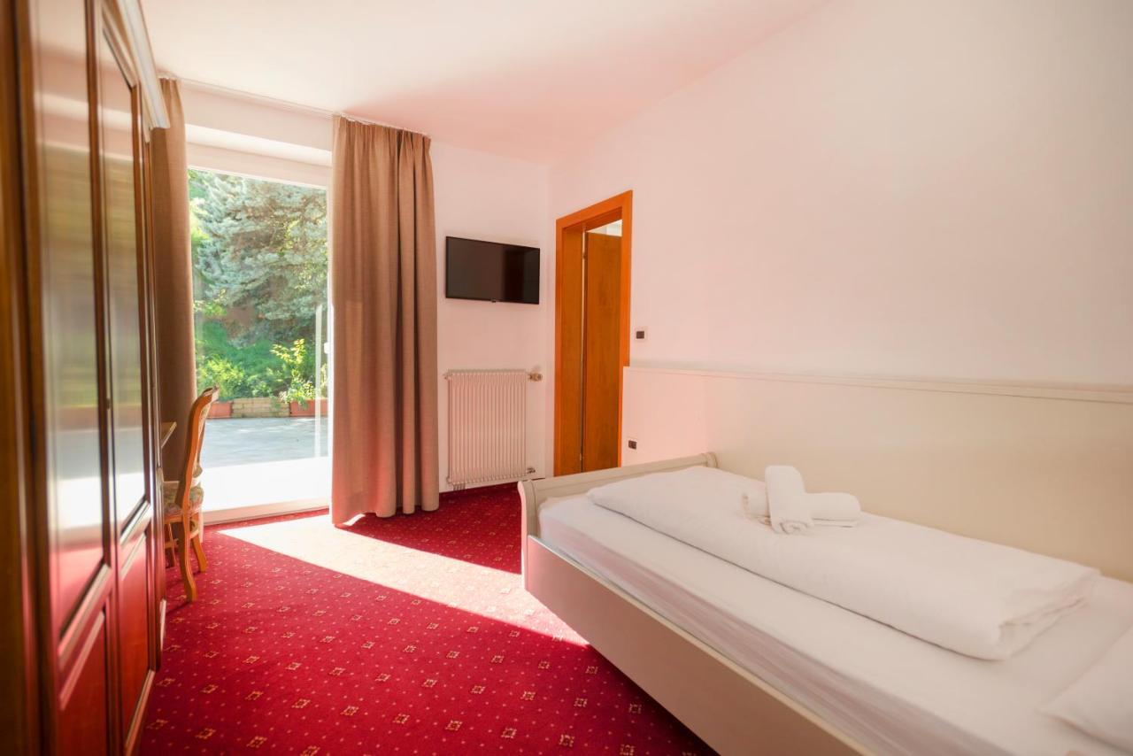Hotel Marlingerhof Esterno foto
